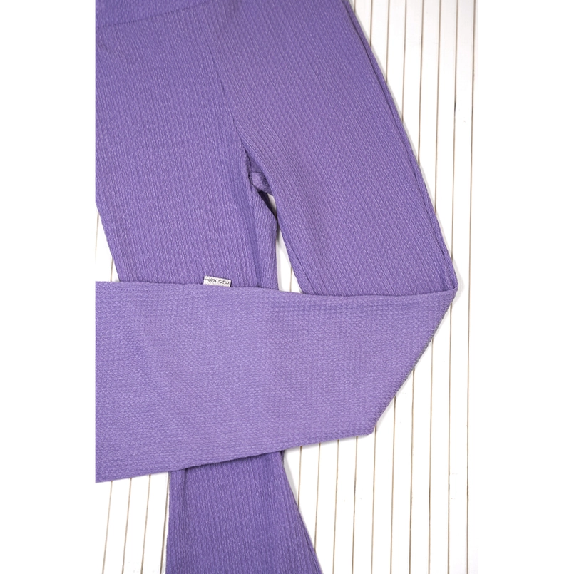 B.Nosy flared broek